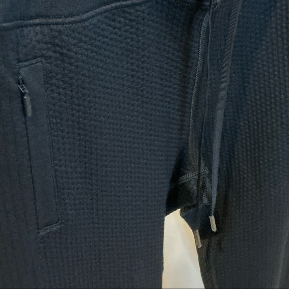 Lululemon Athletica Waffle-Knit Mid-Rise Jogger Size 4 - Picture 3 of 5